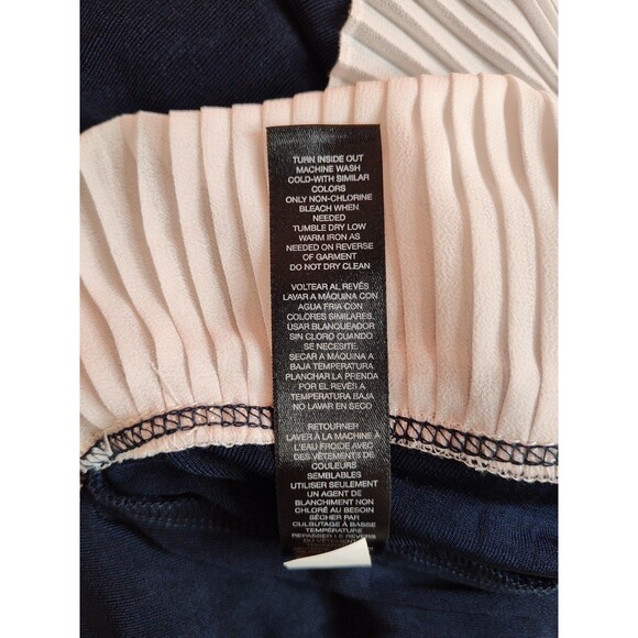 Women's Travelers by Chico's Pleated Asymmetrical Short Sleeve Top Navy Small - Picture 6 of 6